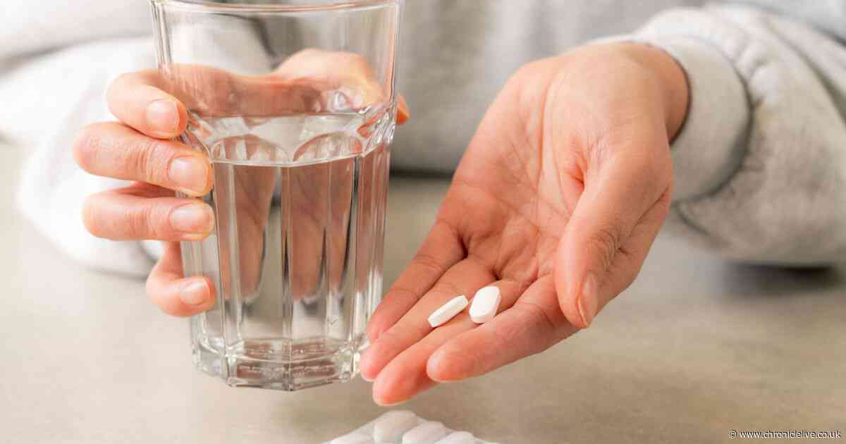 Doctor issues health warning to anyone who regularly takes painkillers