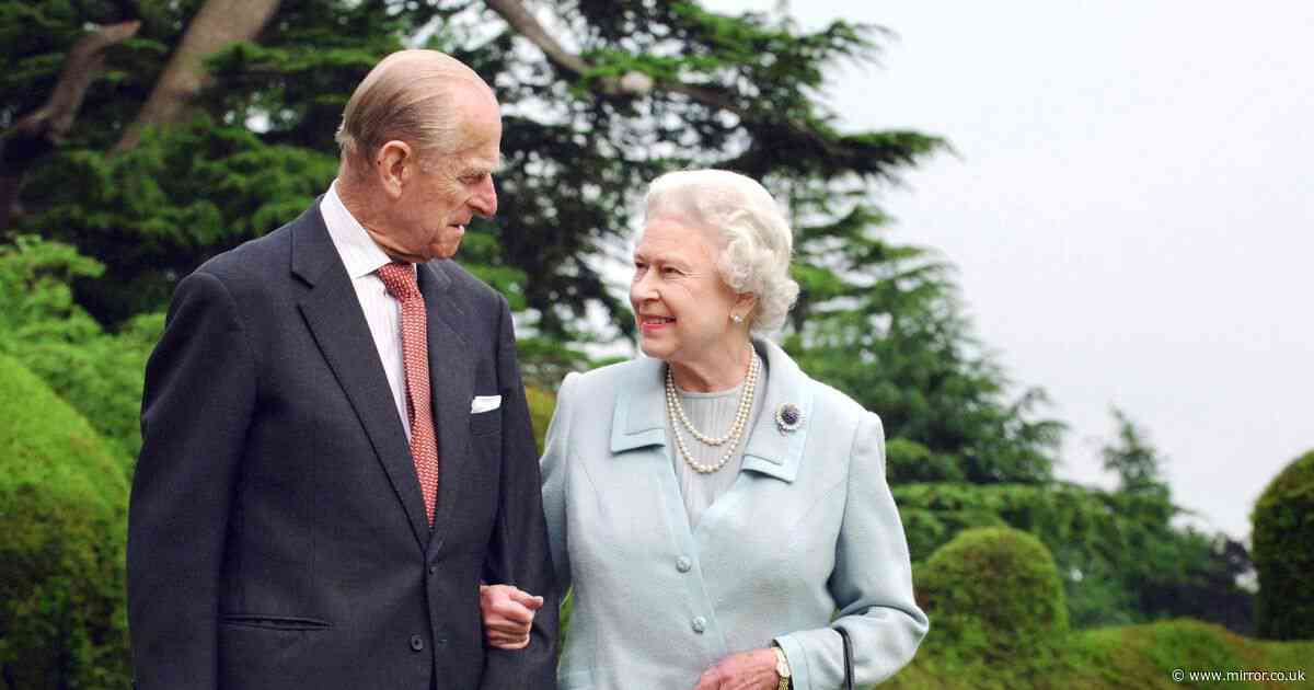 Royal aides 'couldn't believe' Queen's sassy comeback amid 'sweet bickering' with Philip