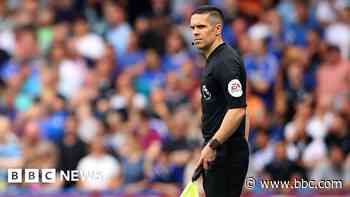 Referee nearly missed call for FA Cup final