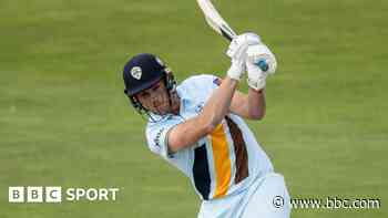 Lamb hits 186 as Derbyshire dominate Gloucestershire
