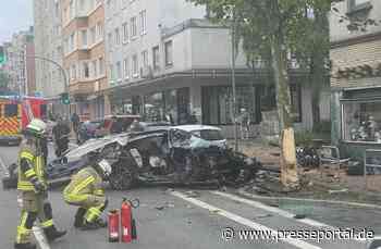 FW Bremerhaven: Pkw kollidiert mit Straßenbaum- ein Schwerverletzter