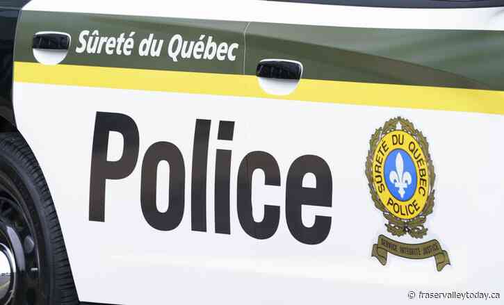 1 dead, four injured in Quebec’s Outaouais region after car swerves into guardrails