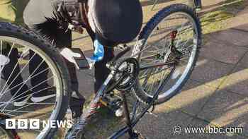 Police offer free security mark for bicycles