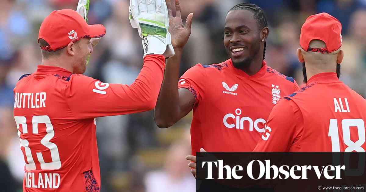 Jofra Archer makes successful return as England sink Pakistan in T20