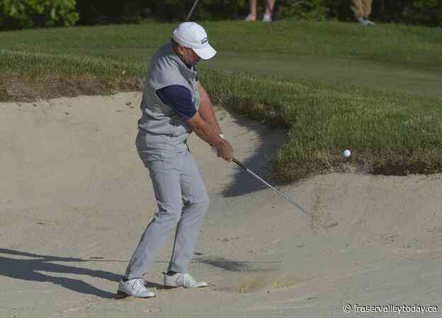 Els, Chalmers share Senior PGA Championship lead going to final round