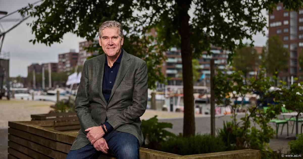 Frank Paauw wil ondanks onvrede supporters bondsvoorzitter KNVB worden: ‘Ik deins niet terug voor kritiek’