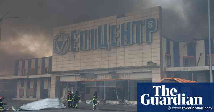 Ukraine war: Russian strikes on Kharkiv DIY store kill six and injure 40