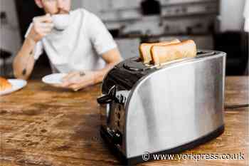 Home expert issues dangerous toaster warning for UK homes