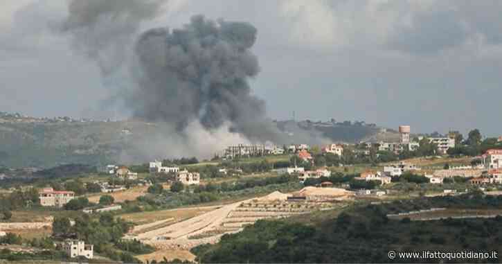 Israele bombarda il sud del Libano: colonne di fumo si alzano dal villaggio Al-Jebbayn