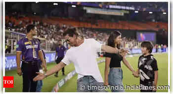 SRK, Suhana, AbRam jet off for IPL finals