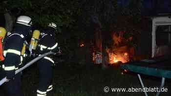 Kleingärten an A25 in Bergdorf: Feuer zerstört Schuppen
