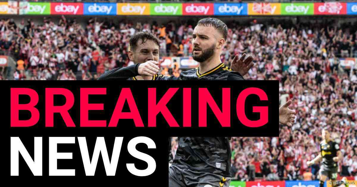 Southampton promoted to Premier League after Championship play-off final win over Leeds United