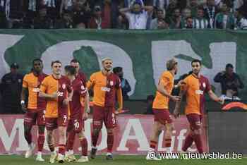 Dries Mertens en Galatasaray volgen zichzelf op als kampioen van Turkije