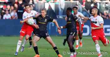LIVE play-offs | Verlenging in chaotische finale tussen tiental FC Utrecht en Go Ahead Eagles