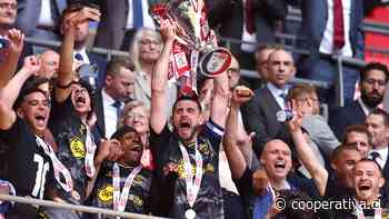 Southampton selló su regreso a la Premier con apretado triunfo sobre Leeds