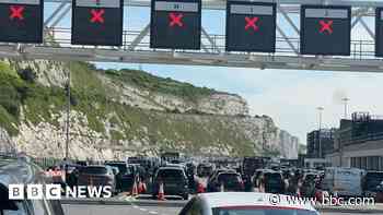 Dover delays: Long queues for passengers at port