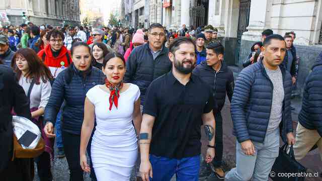 Presidente Boric recorrió las calles de Santiago centro por el Día de los Patrimonios