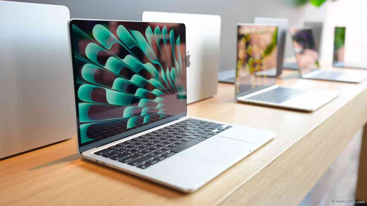 The 15-inch MacBook Air dropped $300 at Best Buy this Memorial Day