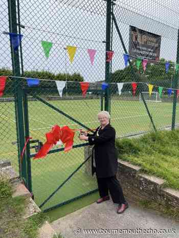 £100,000 sports pitch opened in Mudeford communty centre