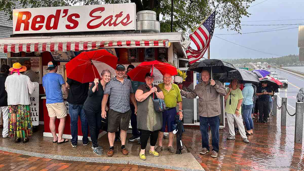 Is this the world's most famous lobster shack? Maine eatery popular with Tom Cruise and Lionel Richie has lines stretching down highway for their $36 rolls