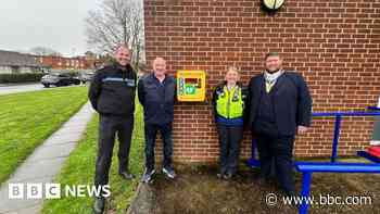 Defibrillator installed after police help save man