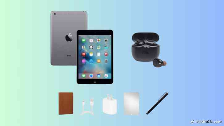 Score a refurbished iPad mini 2 and accessories bundle for only $99.99