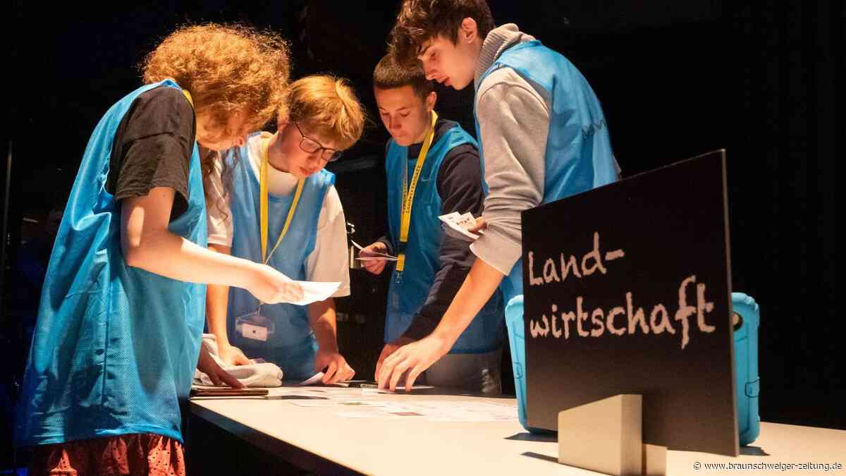 In Wolfsburg können sich Schüler an der Weltrettung versuchen