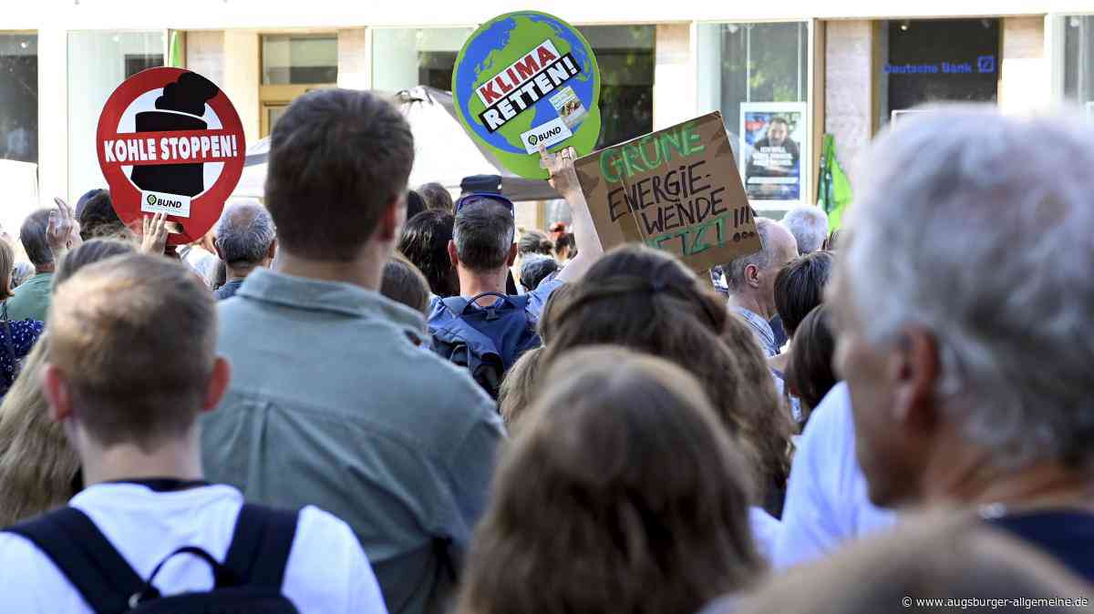 Fridays for Future rufen zum Klimastreik am Freitag in Augsburg auf