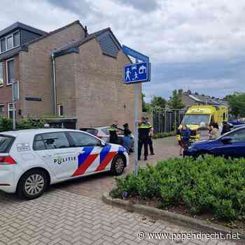 Auto botst tegen jongetje op kruising Guido Gezellestraat / Douwes Dekkerlaan
