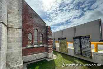 Kerktoren van verdwenen polderdorp Wilmarsdonk is opnieuw baken in de haven na restauratie en kunstwerk