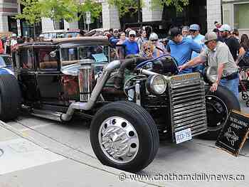 Classic vehicles shine through as RetroFest weathers early storm