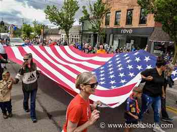 Hundreds turn out for Sylvania Memorial Day ceremonies, parade