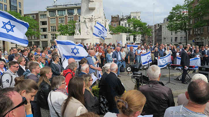 Samen zingen voor Israël op De Dam in Amsterdam
