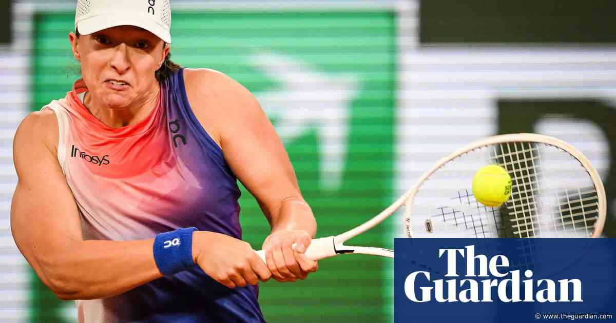 Swiatek sets up battle royale with Osaka after quick French Open start