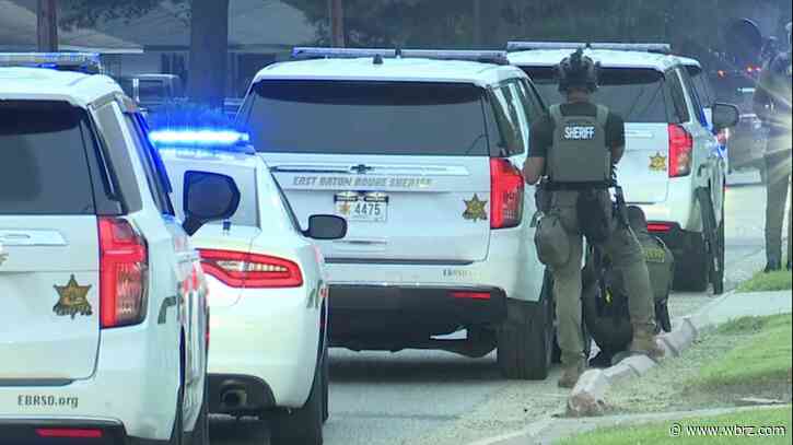 Man arrested after standoff at home on Maplewood Drive near Airline Highway
