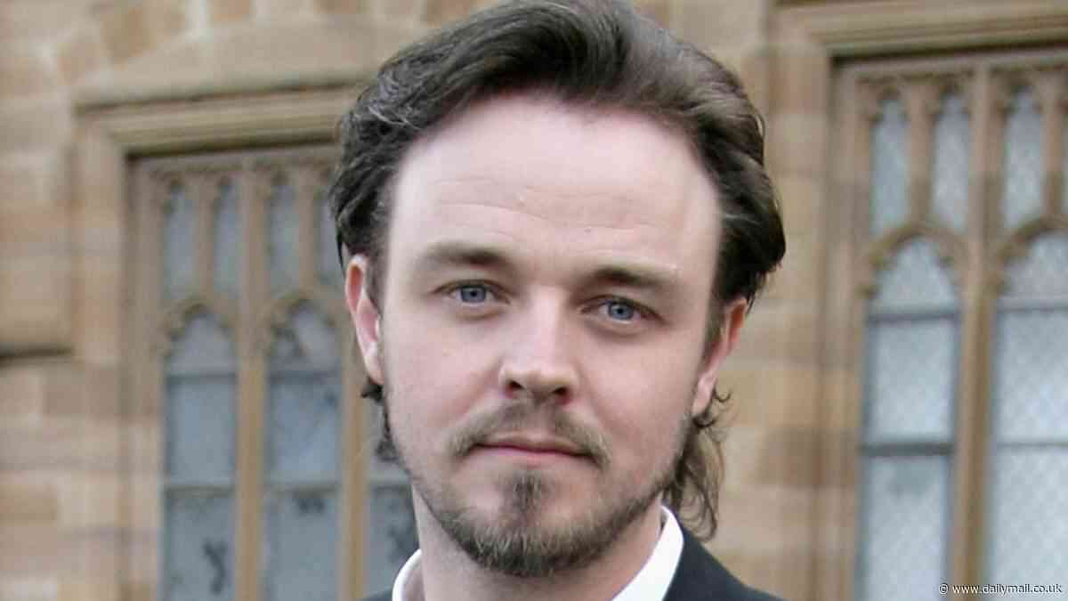 Bombshell theory about disgraced star Matthew Newton's true relationship with showbiz parents Bert and Patti
