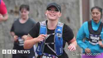 Edinburgh marathon misery as competitor medals run out