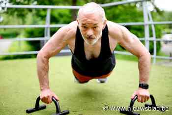 ‘Fitnessbompa’ Louis (81) vindt het jammer dat hij nooit verslagen wordt in de fitness: “Zelf Ralf uit Kamp Waes denkt niet dat hij beter kan”