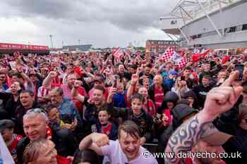 Celebration as Southampton FC side return to St Mary's - photos
