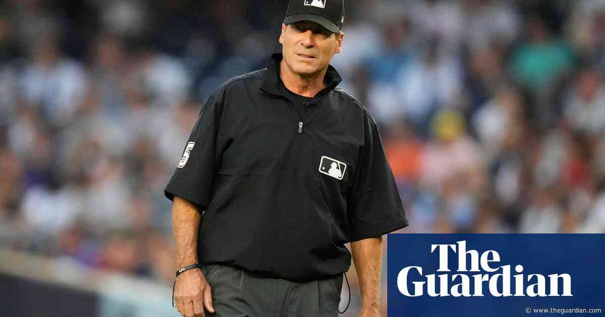 Controversial MLB umpire Ángel Hernández retires after three decades