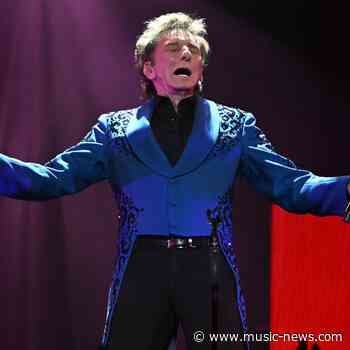 Barry Manilow forced to cancel London show under 'doctor's orders'