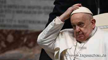 Papst Franziskus bittet nach homophober Äußerung um Entschuldigung