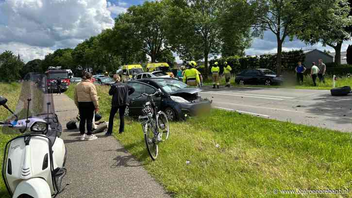Vrouw (91) komt om bij ongeluk met 4 auto's op de N321, ook drie gewonden
