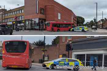 Main Road Sidcup bus crash: Pictures from scene