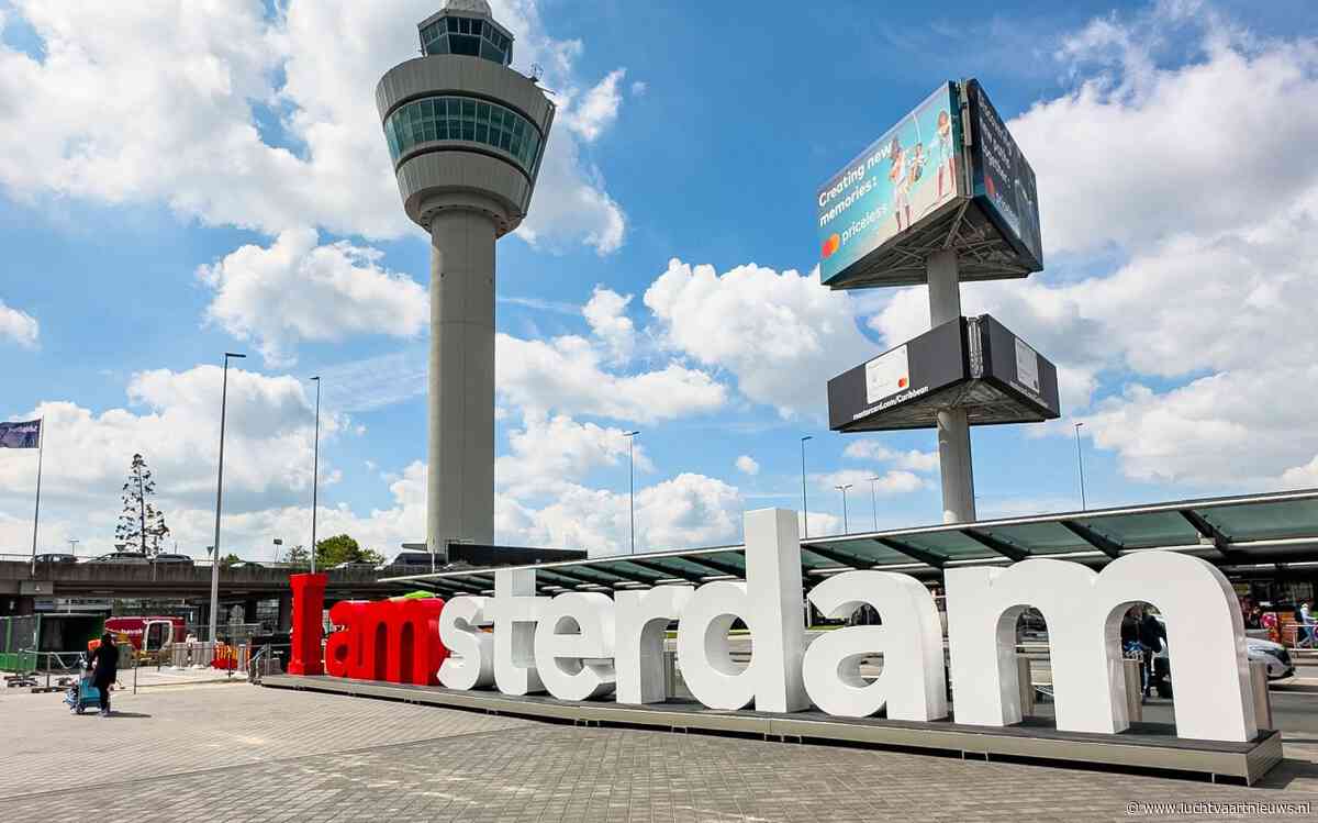 Beroemde en controversiële I Amsterdam-letters weer terug op Schiphol