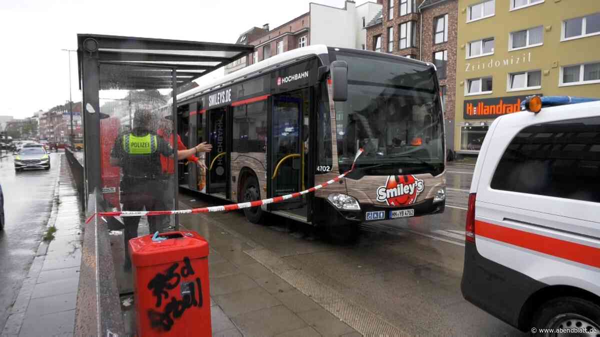 Fußgängerin von Linienbus überrollt – war sie alkoholisiert?