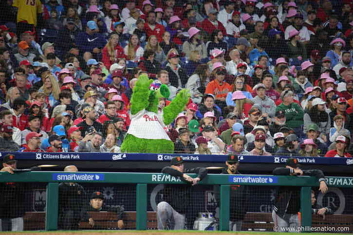 Pre-Memorial Day crowds a sign of special summer to come at Citizens Bank Park