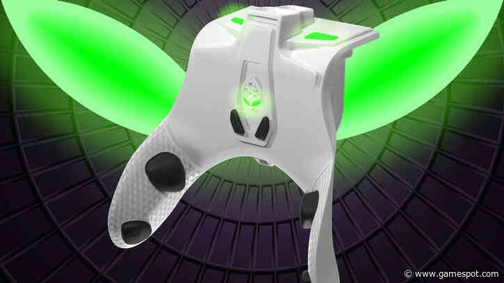 Add Back Buttons To Your Xbox Controller With This Nifty Gadget