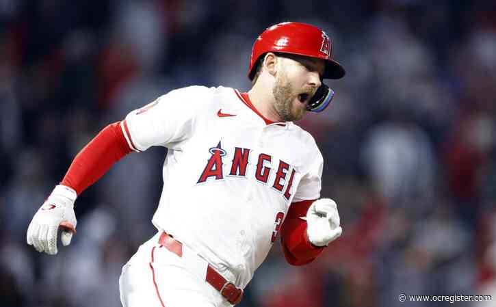 Taylor Ward’s 2-run double rallies Angels past Yankees