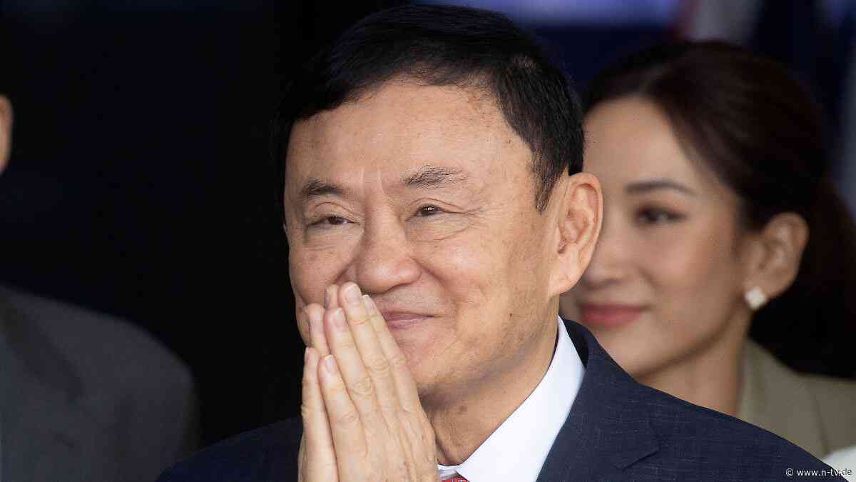 Gerade aus der Haft entlassen: Thailands Ex-Premier wegen Majestätsbeleidigung angeklagt